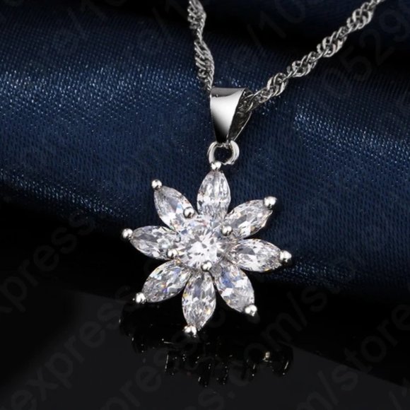 925 Sterling Silver Earrings And Necklace - Picture 4 of 7